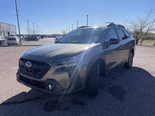 Autumn Green Metallic 2025 Subaru Outback Onyx Edition