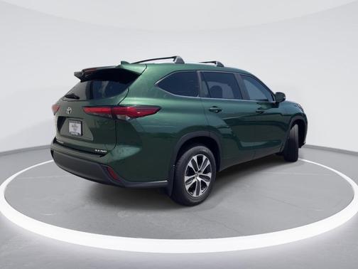 Cypress 2023 Toyota Highlander XLE
