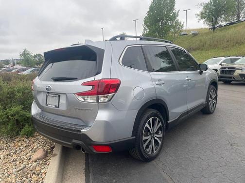 Ice Silver Metallic 2023 Subaru Forester Limited