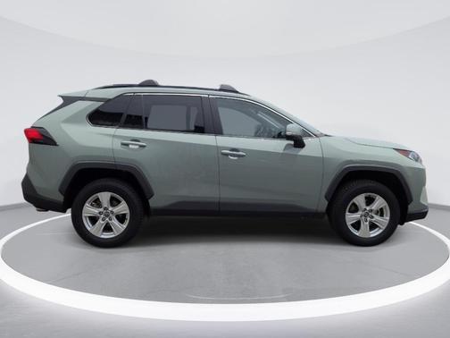 Magnetic Gray Metallic 2021 Toyota RAV4 XLE