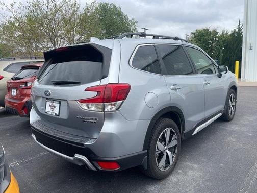 Ice Silver Metallic 2019 Subaru Forester Touring