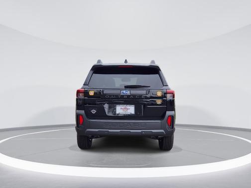 Crystal Black Silica 2026 Subaru Outback Wilderness
