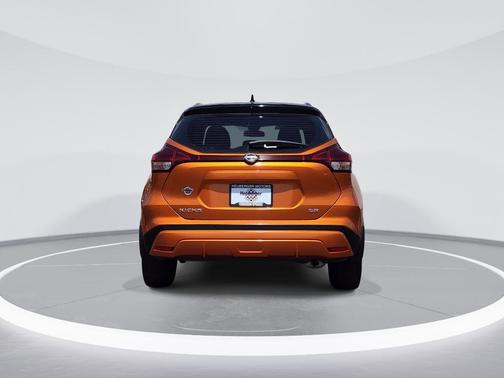 Monarch Orange / Super Black 2023 Nissan Kicks SR