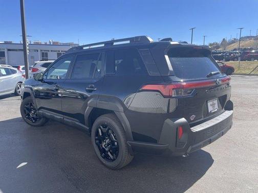 Crystal Black Silica 2026 Subaru Outback Limited