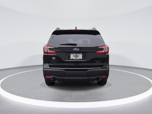 Crystal Black Silica 2025 Subaru Ascent Onyx Edition Touring