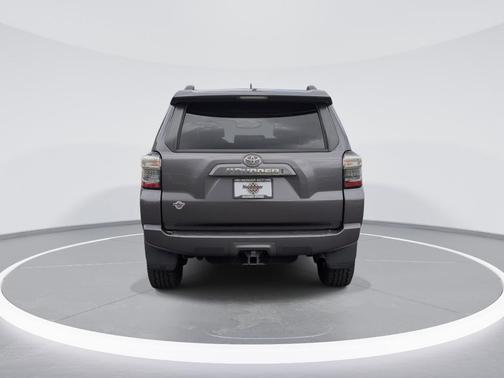 Magnetic Gray Metallic 2021 Toyota 4Runner SR5 Premium