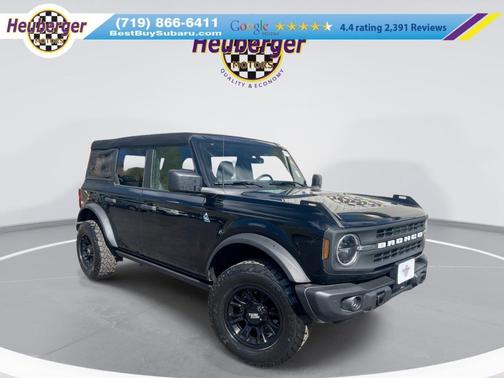 Shadow Black 2023 Ford Bronco Black Diamond