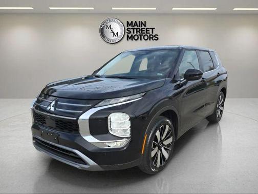 2025 Mitsubishi Outlander SE