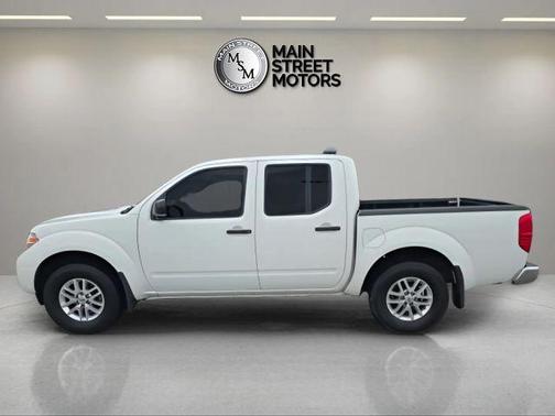 Glacier White 2019 Nissan Frontier SV