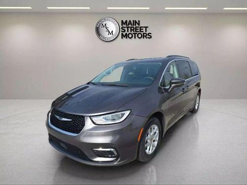 2022 Chrysler Pacifica Touring-L