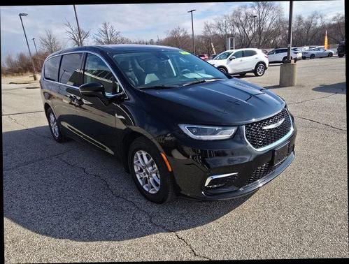 2024 Chrysler Pacifica Touring-L