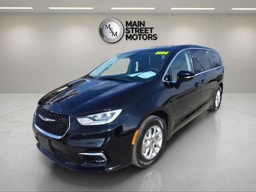 2024 Chrysler Pacifica Touring-L