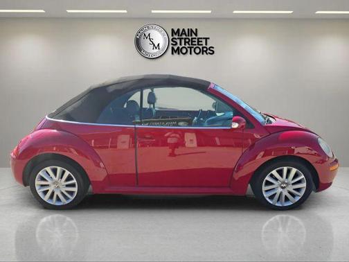 2008 Volkswagen New Beetle SE