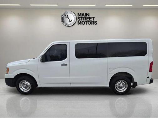 2016 Nissan NV Passenger NV3500 HD S V6/S V8