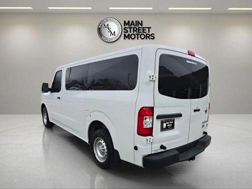 2016 Nissan NV Passenger NV3500 HD S V6/S V8
