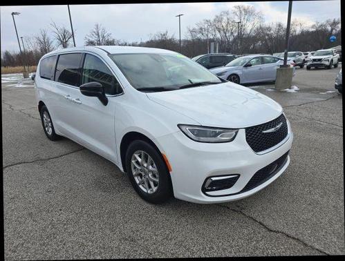 2024 Chrysler Pacifica Touring-L