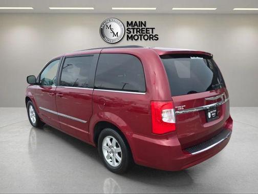 2012 Chrysler Town & Country Touring