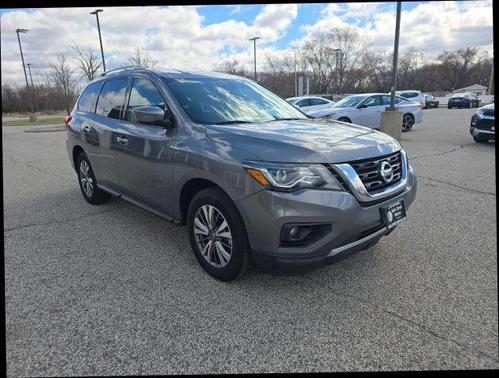 2019 Nissan Pathfinder SV