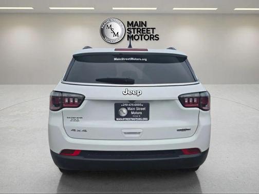 White 2025 Jeep Compass Latitude