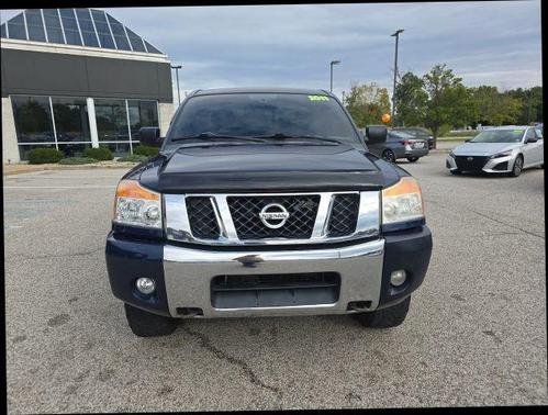2011 Nissan Titan SV