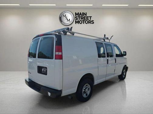 2017 Chevrolet Express 2500 Work Van