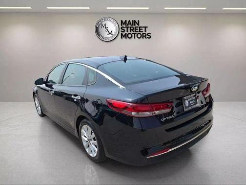 2018 Kia Optima S
