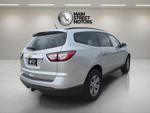Silver 2015 Chevrolet Traverse 2LT