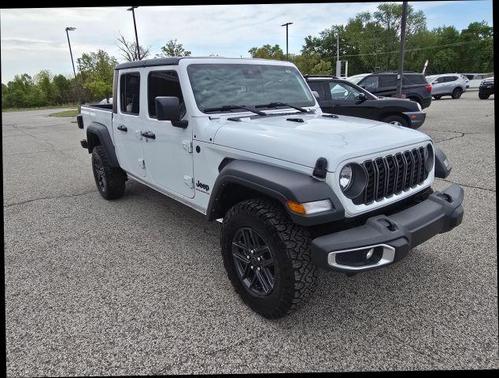 White 2025 Jeep Gladiator Sport