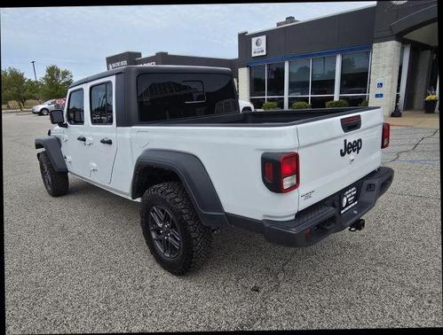White 2025 Jeep Gladiator Sport
