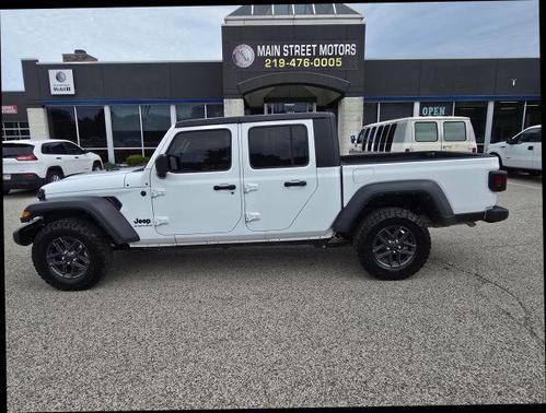 White 2025 Jeep Gladiator Sport
