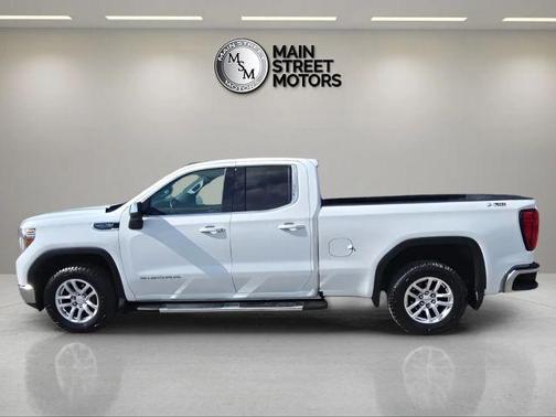 White 2022 GMC Sierra 1500 Limited SLE