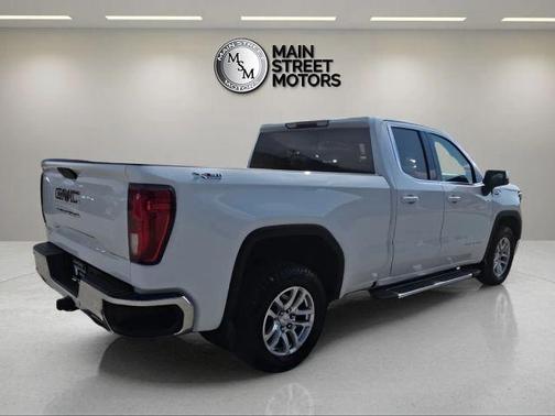 White 2022 GMC Sierra 1500 Limited SLE