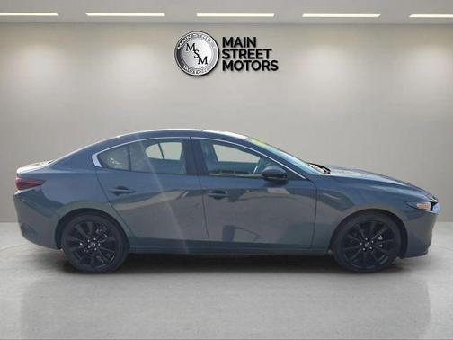 2024 Mazda Mazda3 Carbon Edition