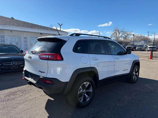2015 Jeep Cherokee Sport