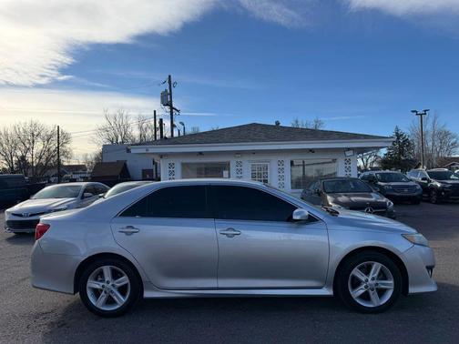 2014 Toyota Camry SE Sport