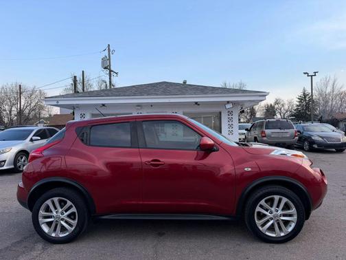 Cayenne Red 2013 Nissan Juke S