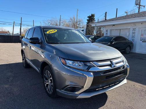2018 Mitsubishi Outlander ES