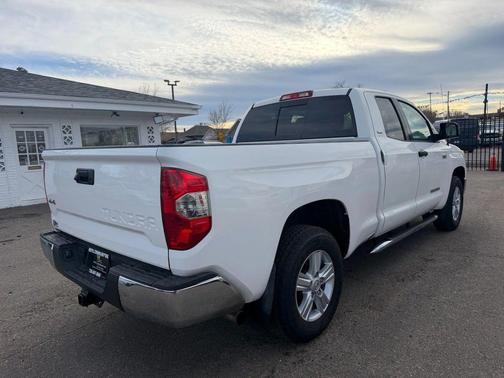 2014 Toyota Tundra SR5