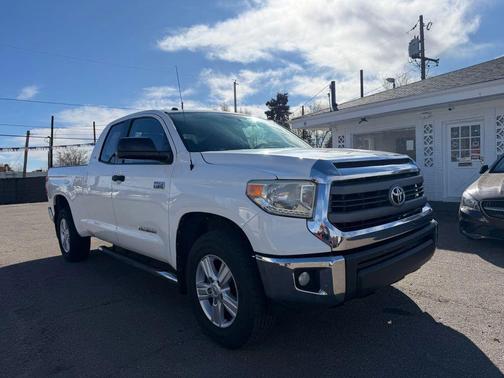 2014 Toyota Tundra SR5
