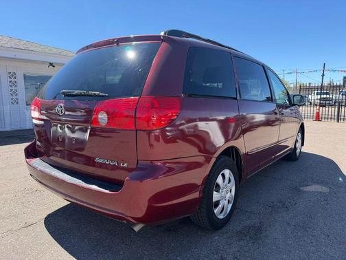 2008 Toyota Sienna LE