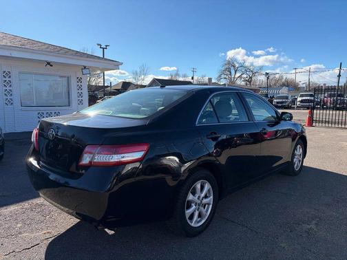 2011 Toyota Camry LE