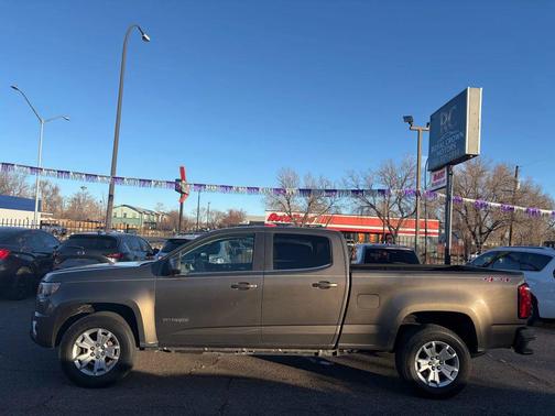 Brownstone Metallic 2016 Chevrolet Colorado LT