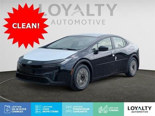 2025 Toyota Prius LE