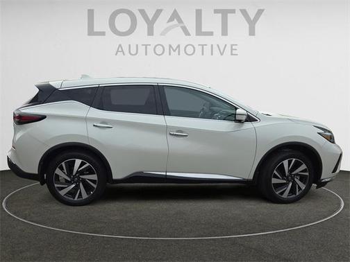 2023 Nissan Murano SL