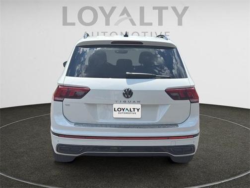 2023 Volkswagen Tiguan 2.0T SE R-Line Black