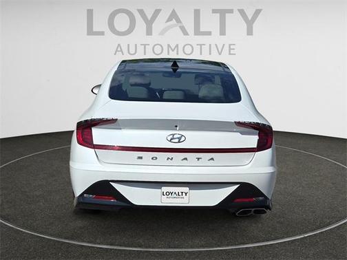 2022 Hyundai SONATA SEL