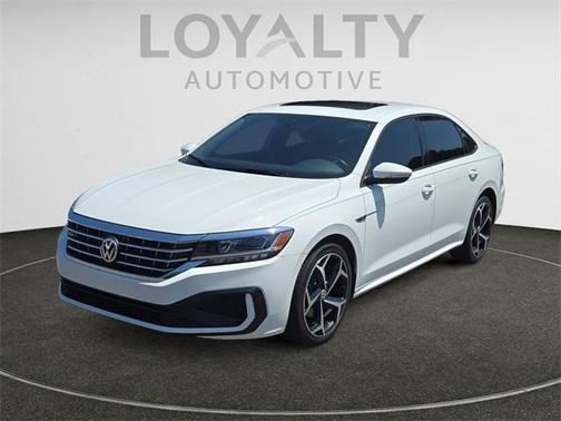 2021 Volkswagen Passat 2.0T R-Line