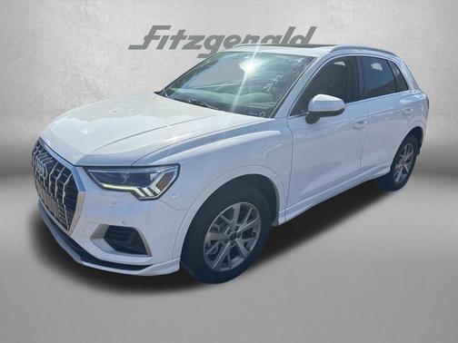 2023 Audi Q3 Premium 40 TFSI quattro Tiptronic