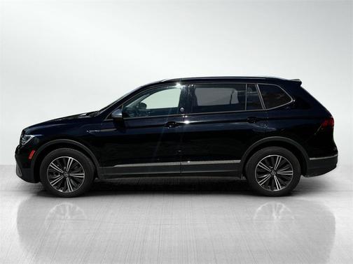 2024 Volkswagen Tiguan 2.0T Wolfsburg Edition