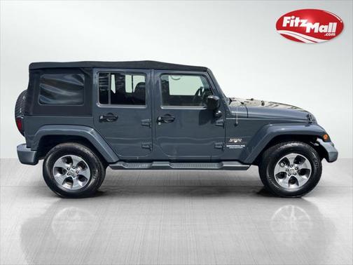 2017 Jeep Wrangler Unlimited Sahara